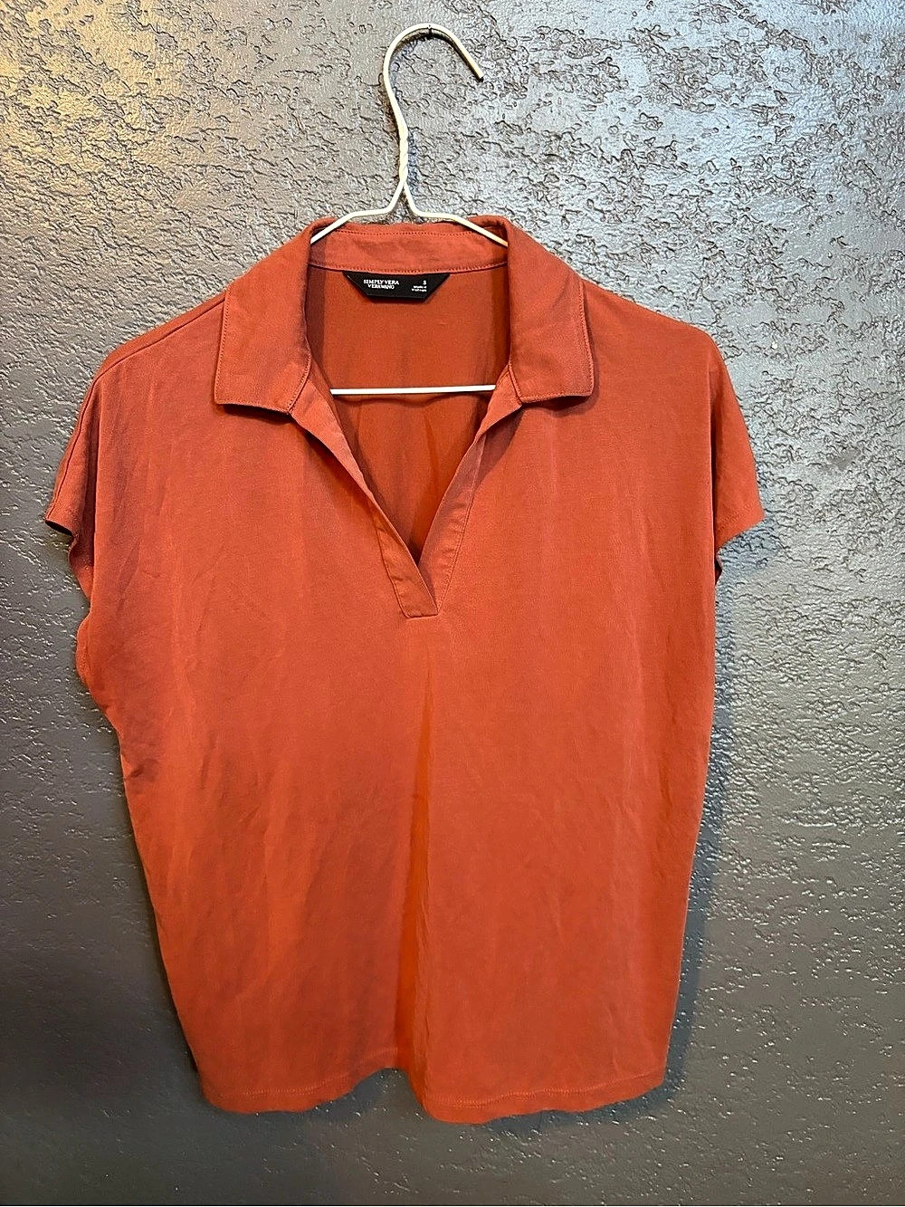 Simply Vera Wang Short Sleeve Collared Top in Orange Size Small